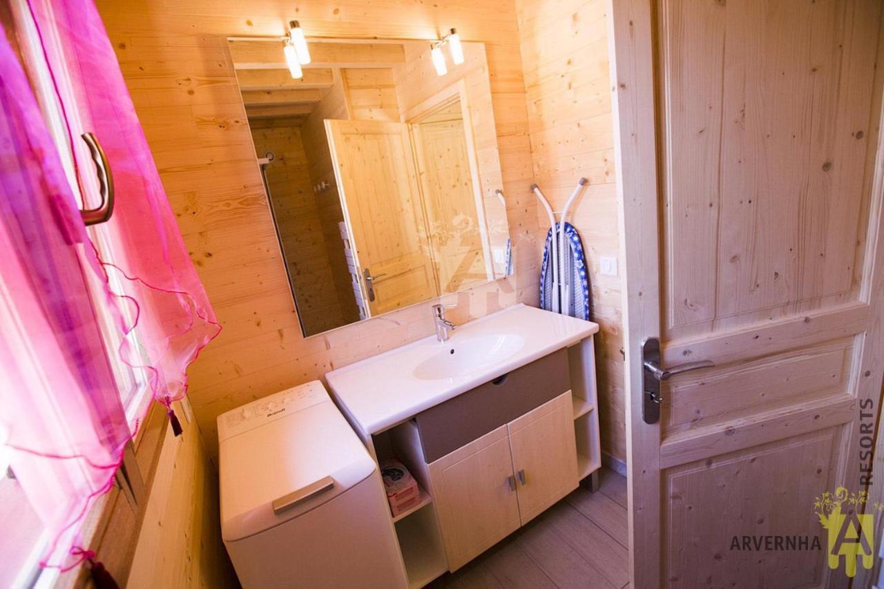 Chalet Des Noisettes Murol Esterno foto